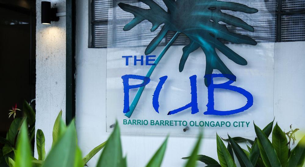 The Pub Hotel Olongapo Buitenkant foto