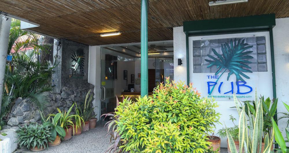 The Pub Hotel Olongapo Buitenkant foto
