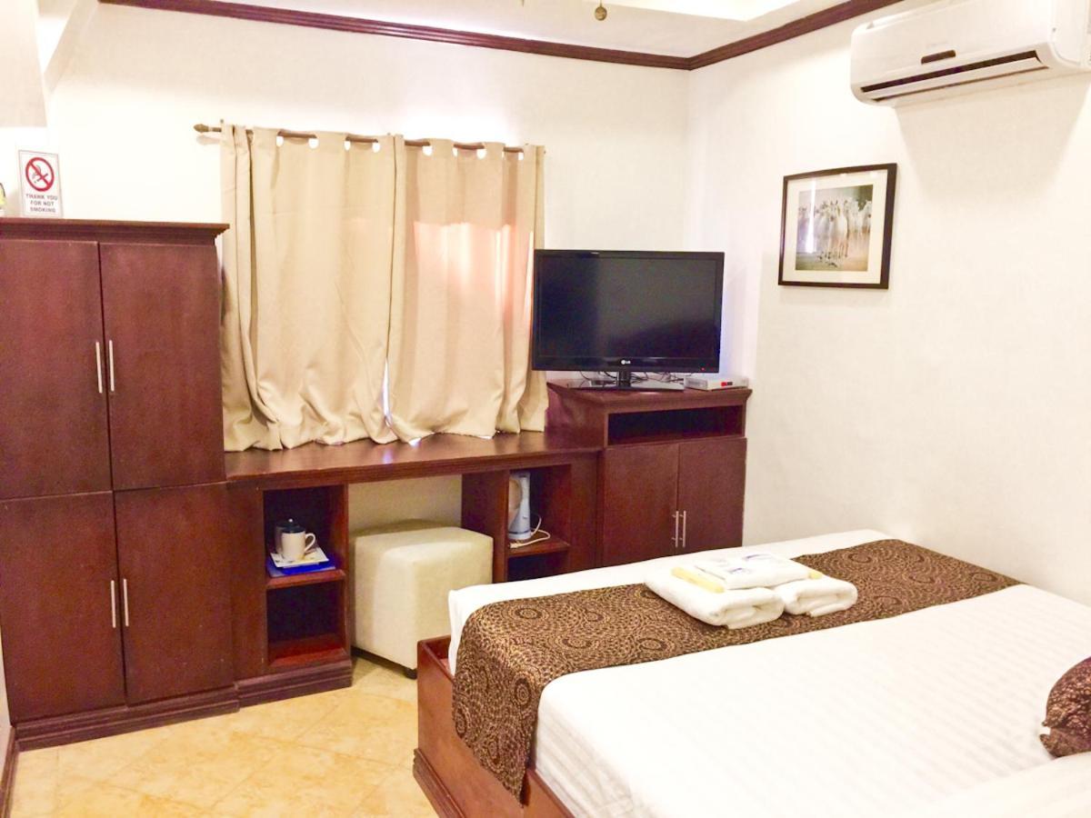 The Pub Hotel Olongapo Kamer foto